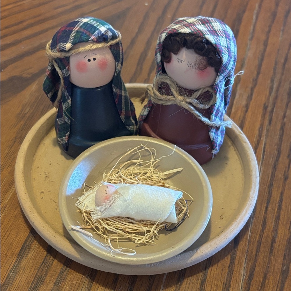 Plaid-Clad Nativity Figurine Set